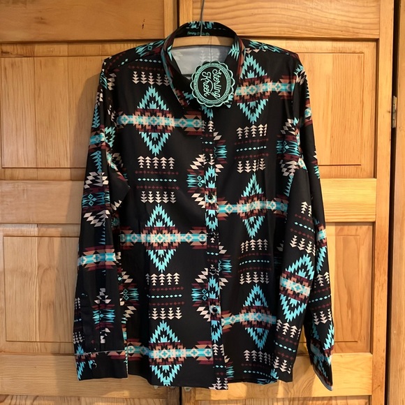 Brand new shirt - Picture 1 of 3